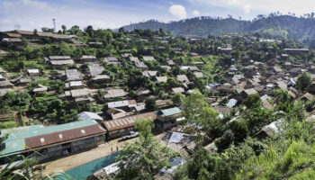 Тайский кабинет одобрил разрешения на работу для беженцев из Мьянмы