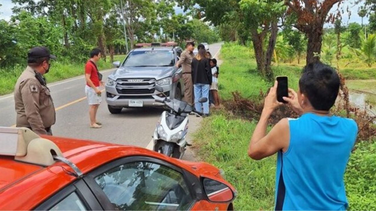 Тело пропавшей женщины из Бурирама найдено на обочине дороги в ПхETCHабури.