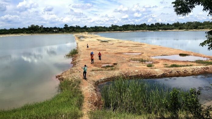 Трагическое утопление молодой девушки в пруду Накхонратчасиме