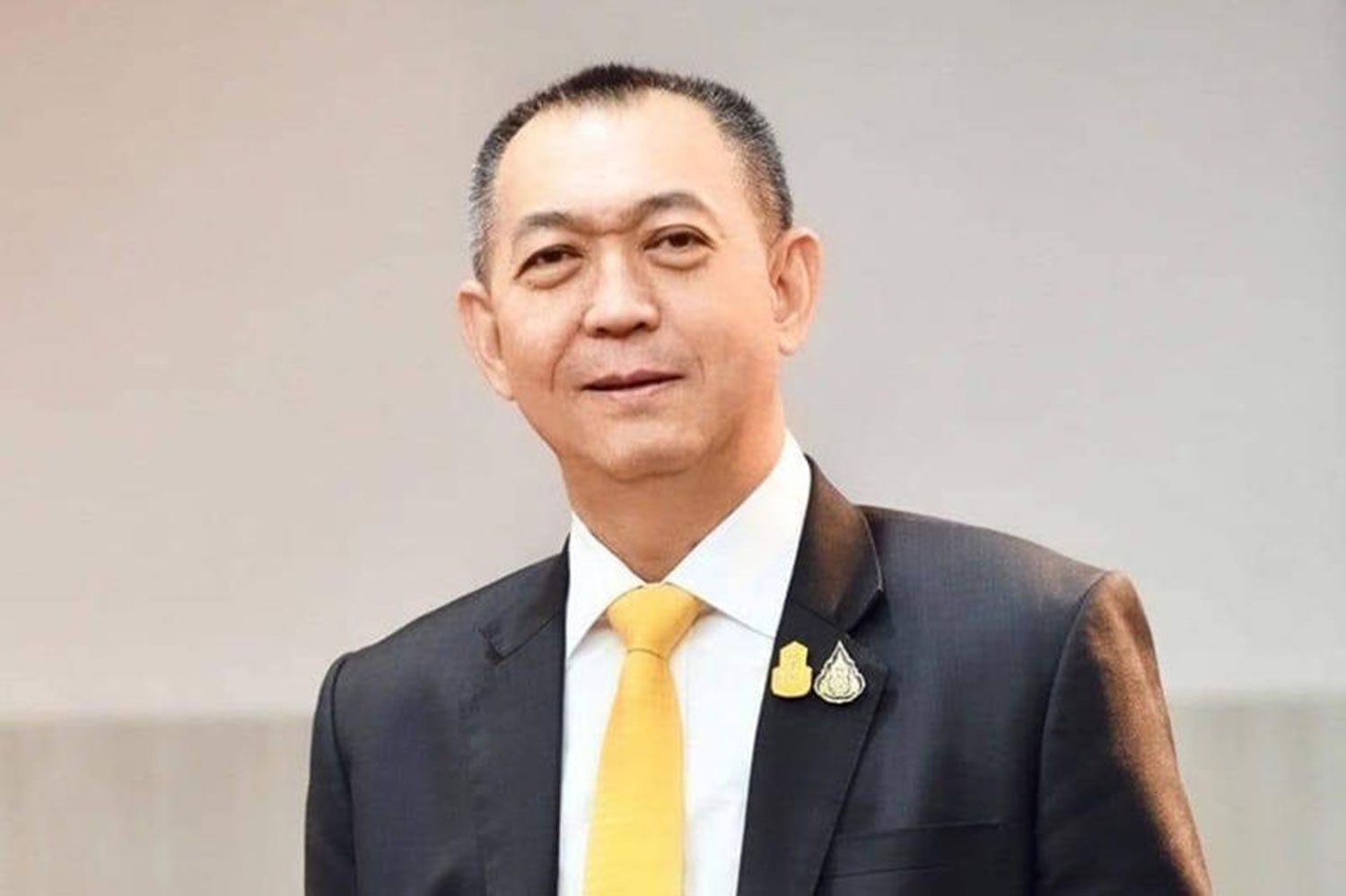 Абхисит снова возьмет под контроль struggling Демократическую партию