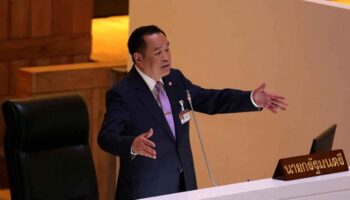 Анутин отвергает утверждения Пью Тай