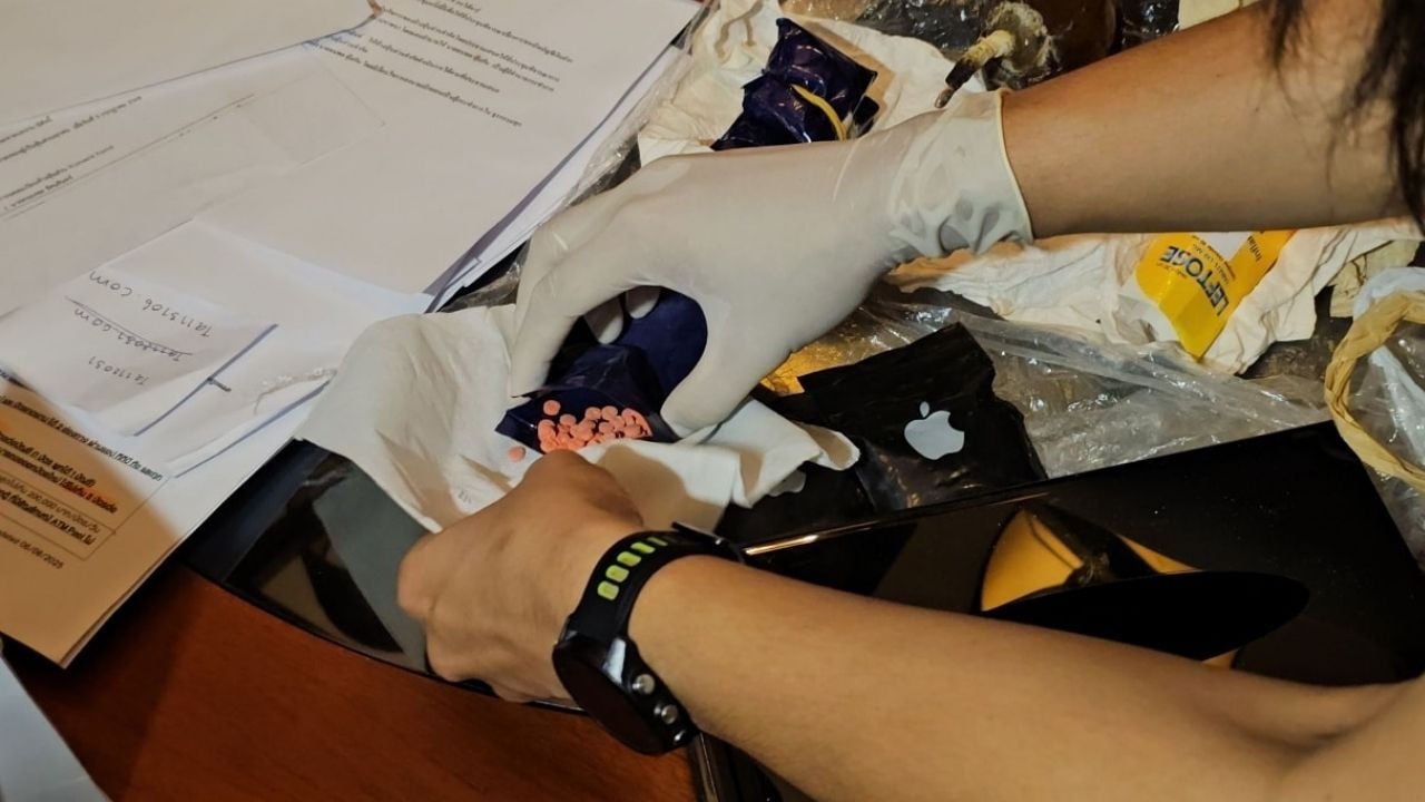 В Бангкоке задержаны 3 мошенника из колл-центра с 1,000 таблетками Яба.