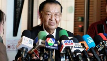 Ван решительно решил сохранить за собой должность спикера Палаты представителей