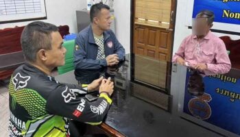 Вендинговый торговец в Бангкоке оштрафован за то, что представлялся фальшивым undercover полицейским