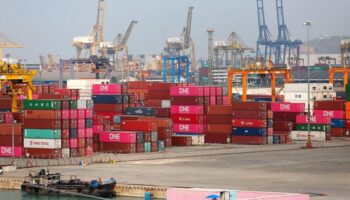 Граница строки ударяет по бизнесу