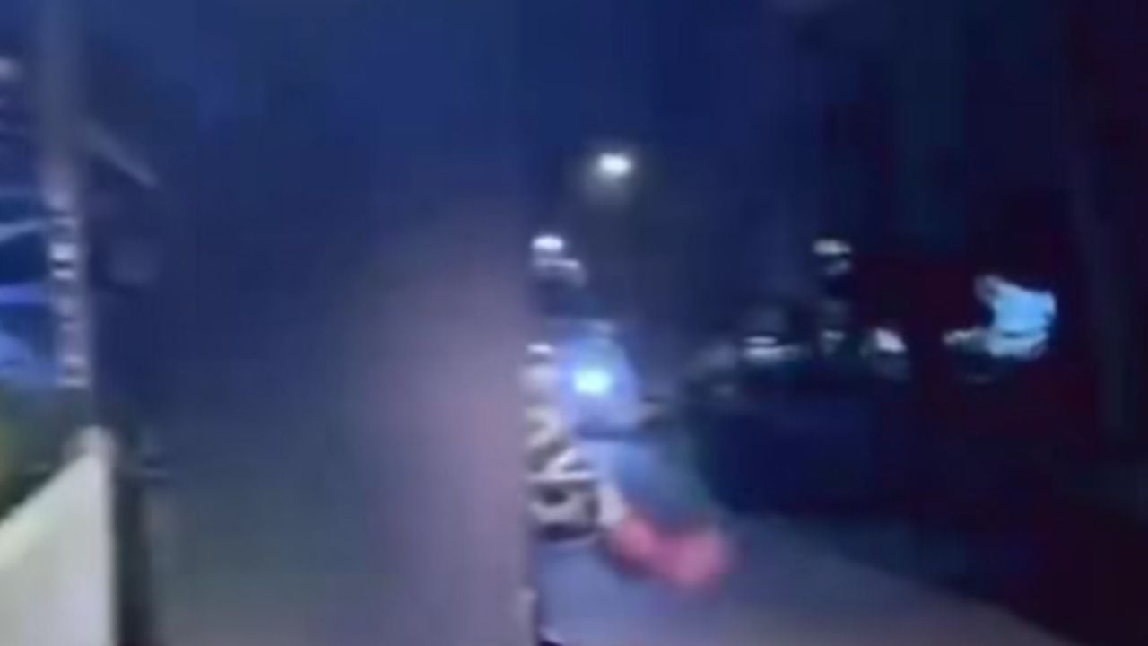 Индийский мужчина пойман за мастурбацией перед тайской женщиной в Пхукете