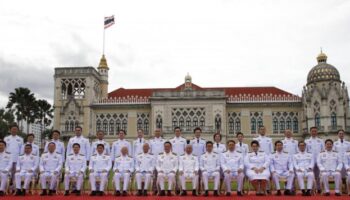 Кабинет назначает новые роли по надзору