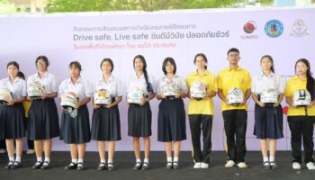 Кампания по безопасности на дорогах в Паттайе завершилась с шлемами и надеждой