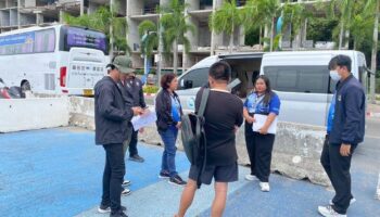 Китайца поймали за попыткой выдать себя за экскурсовода на пирсе Паттайи