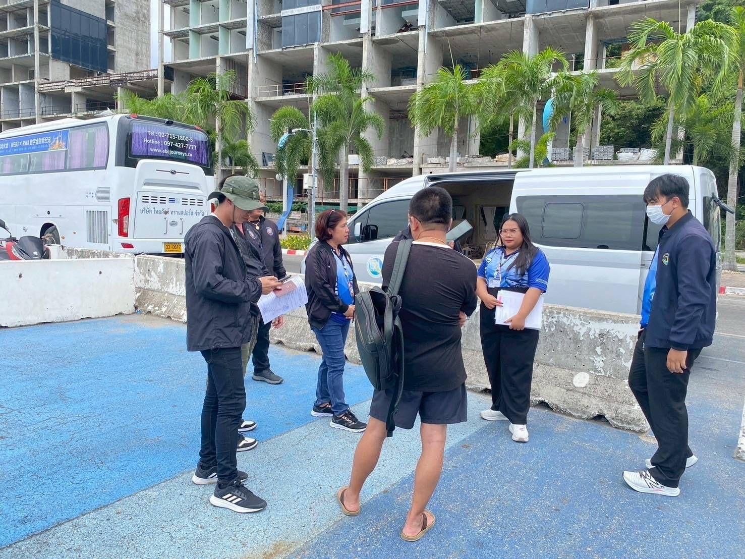 Китайца поймали за попыткой выдать себя за экскурсовода на пирсе Паттайи