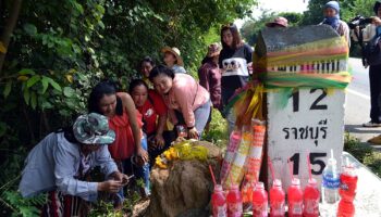 Когда суеверие встречает лотерею: тайские традиции предсказания