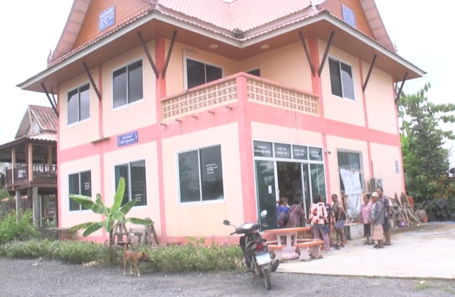 Лесной монах обвинен в злоупотреблении детьми в Пхичите