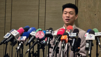 Лидер Партии народа не решил, голосовать ли за Пхеда Тхаи или Бхумджайтай на выборах премьер-министра.