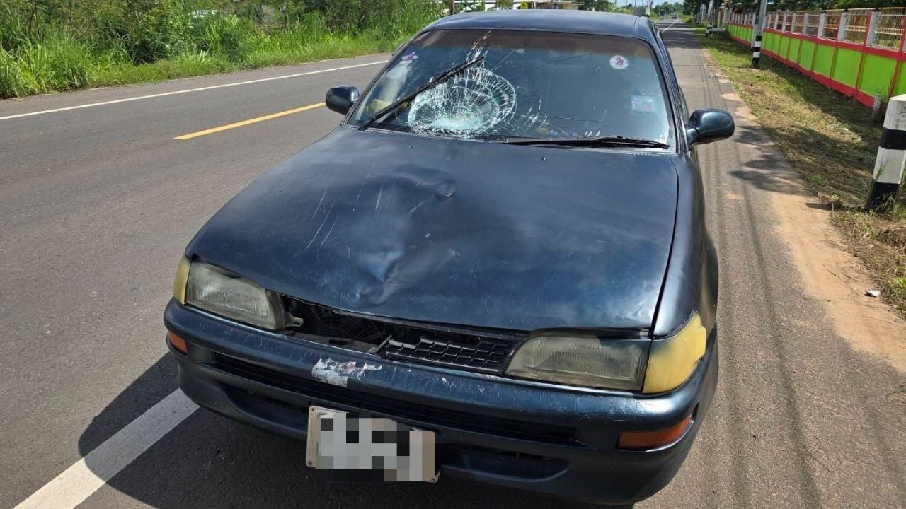 Монах из Тайланда разбился и убил пожилую женщину в Бурираме