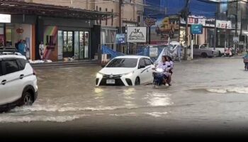 Монсунный хаос: Таиланд в состоянии тревоги из-за продолжающегося сильного дождя