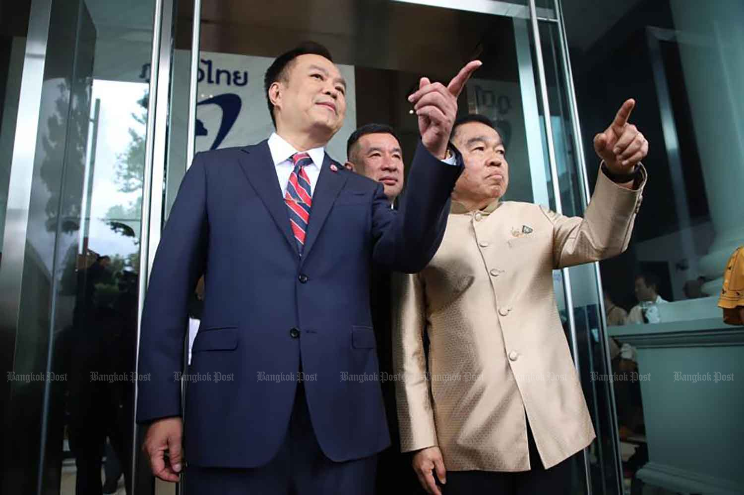 Наттапхон сохранит портфель обороны