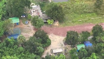 Незаконные строения на границе в Трат 'удаляются'