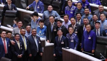 Партия "Пхеу Тай" готовится к роли оппозиции после поражения на выборах премьер-министра