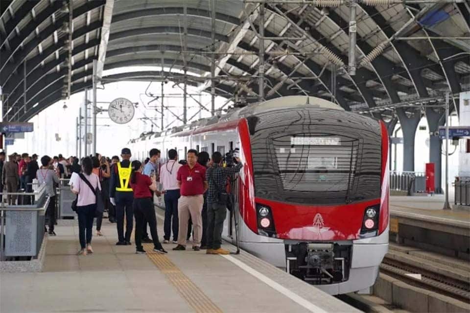 Пассажиры Бангкока получили 2-месячную отсрочку по тарифу 20 бат