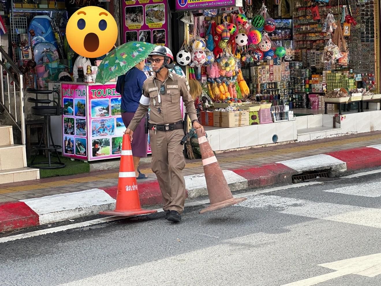 Патонгские копы нацелились на сомнительные парковочные схемы на обочине