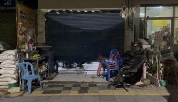 Паттайский вор велосипедов найден спящим рядом с украденным мотоциклом