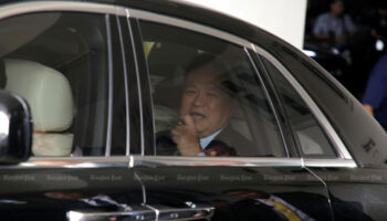 ПМ Анутин представляет список кабинета Королю