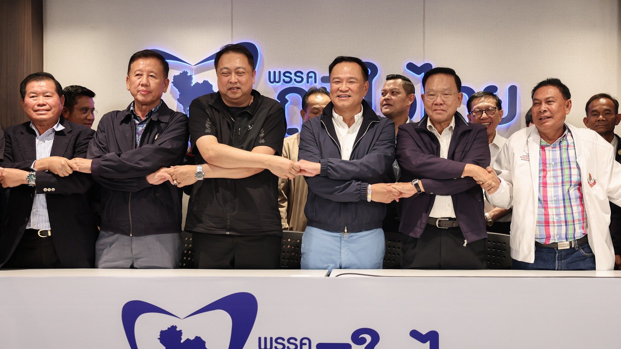 Политический покер: Партия народа заставляет Тайланд гадать о следующем премьер-министре