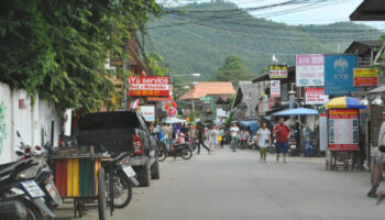 Полиция Пай расследует серьезную травму, полученную израильской девочкой на зиплайне