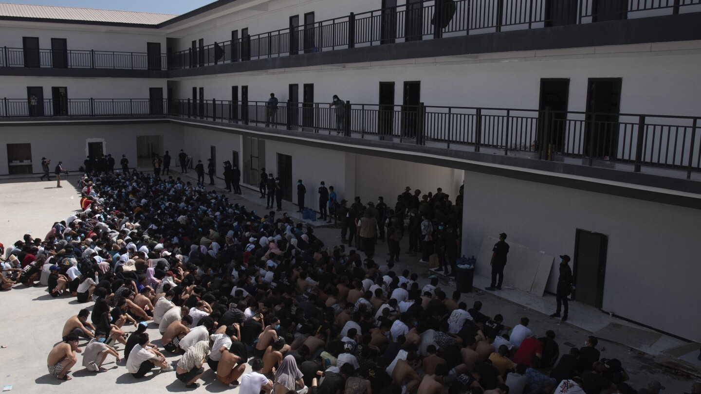 Похищенные в Таиланде и вынужденно принуждённые к рабству в Мьянме