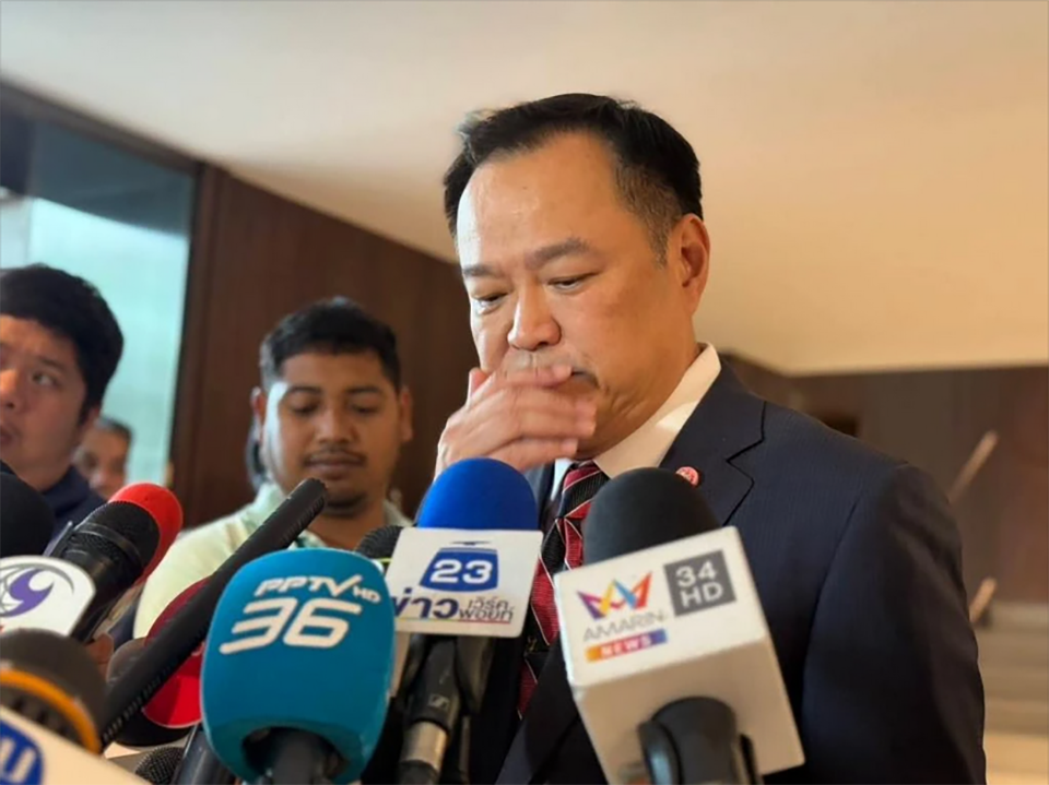 Премьер-министр Анутин выражает соболезнования Таксину после одного года тюремного заключения