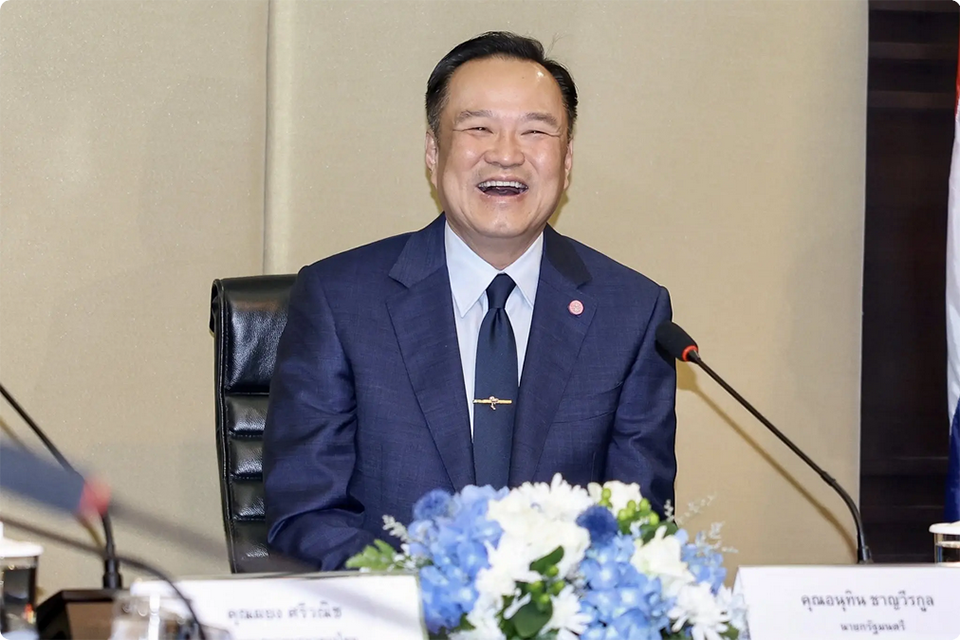 Премьер-министр Анутин подчеркивает единство, обещает выполнить четырехмесячный план действий перед выборами