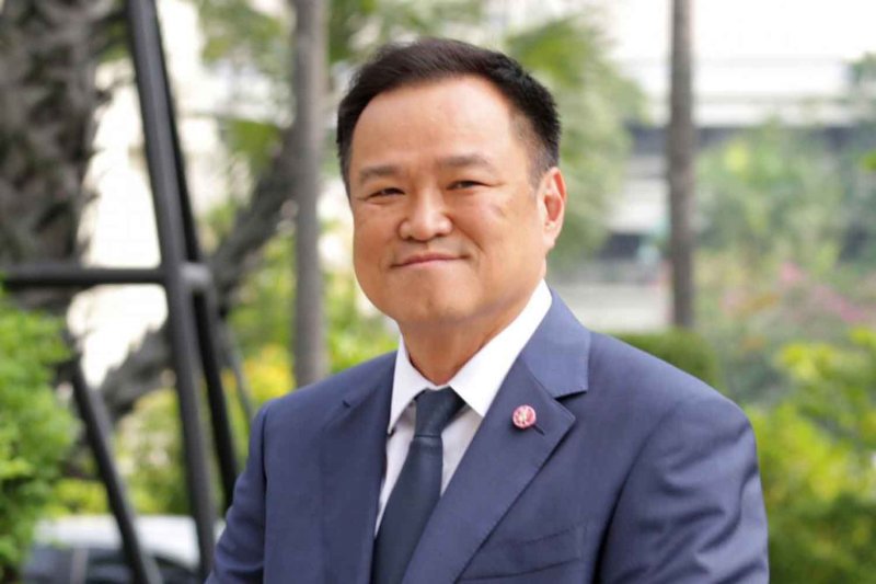 Премьер-министр Таиланда Анутин обещает «осязаемые» результаты