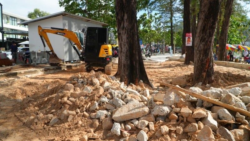 Ремонт на набережной Патонга затягивается без видимого конца