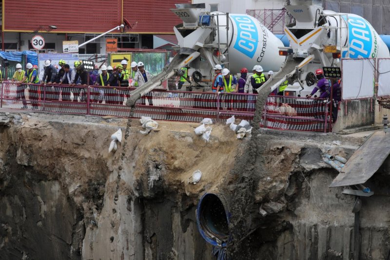 Ремонт провала пойдет 2 недели: MRTA