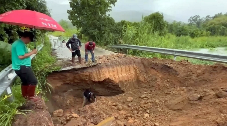 Северный Таиланд: чиновник погиб в обрушении землёй во время инспекции дренажной трубы