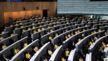 Сенатор хочет обсуждения по новому судебному решению