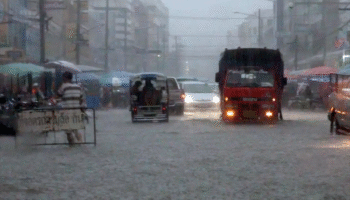 Сильные дожди вызывают широкомасштабные наводнения и риски оползней по всей Таиланду