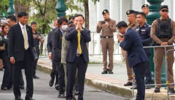 СРОЧНО: Таксин Шинаватра приговорен к одному году тюрьмы за пребывание в больнице