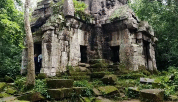 Тайская армия обвиняет Камбоджу в милитаризации древнего храма и призывает ЮНЕСКО провести расследование