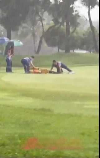 Удар молнии убивает кэдди во время бурной игры в Бангкоке