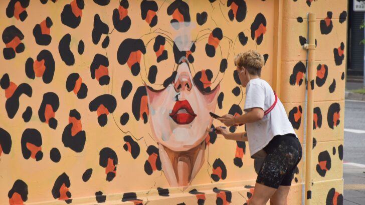 Улицы Bangkok превращаются в крупнейшую в Европе галерею под открытым небом