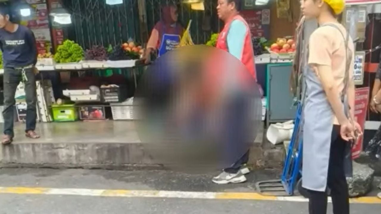 Французский мужчина ударил себя ножницами на рынке Хат Яй