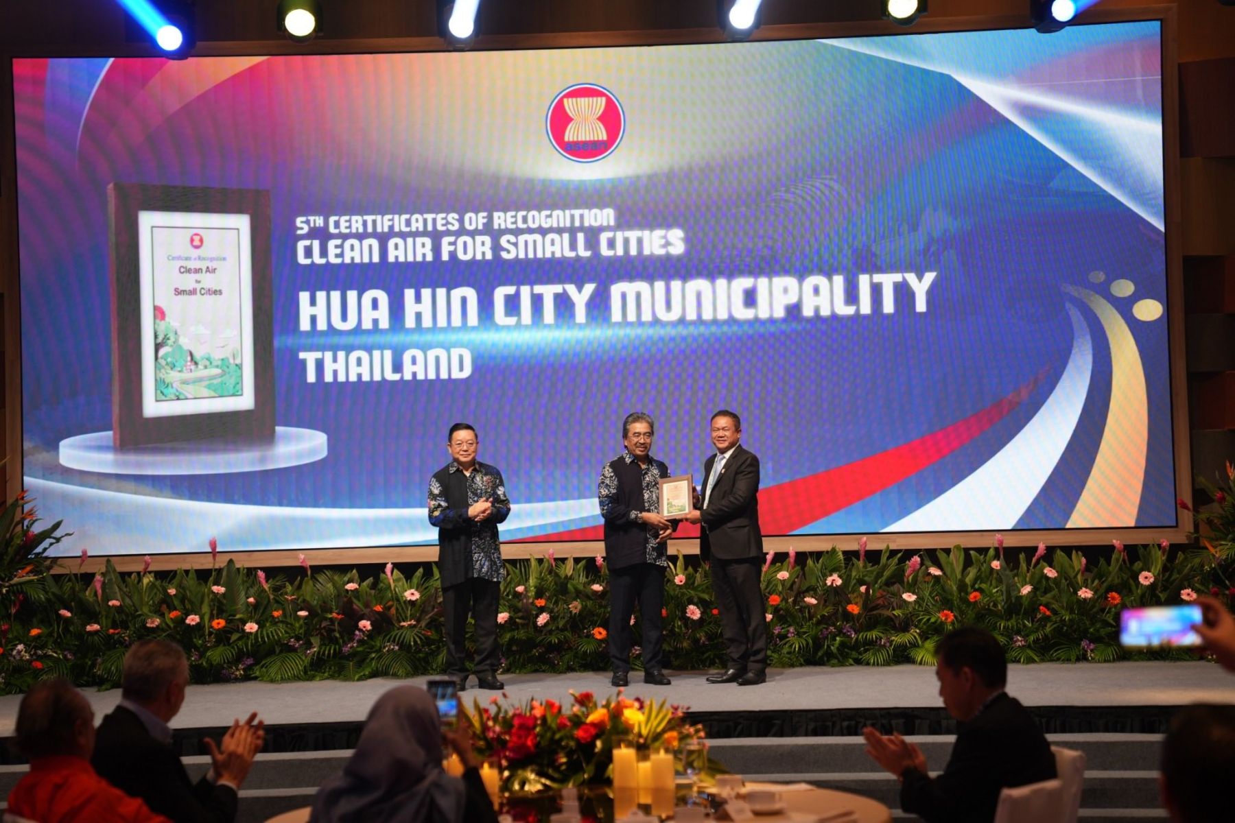 Хуа Хин получил награду за чистый воздух на саммите по экологии АСЕАН