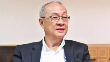 Чайкасем Нитисири выходит как последняя надежда Пхео Тай на пост премьер-министра