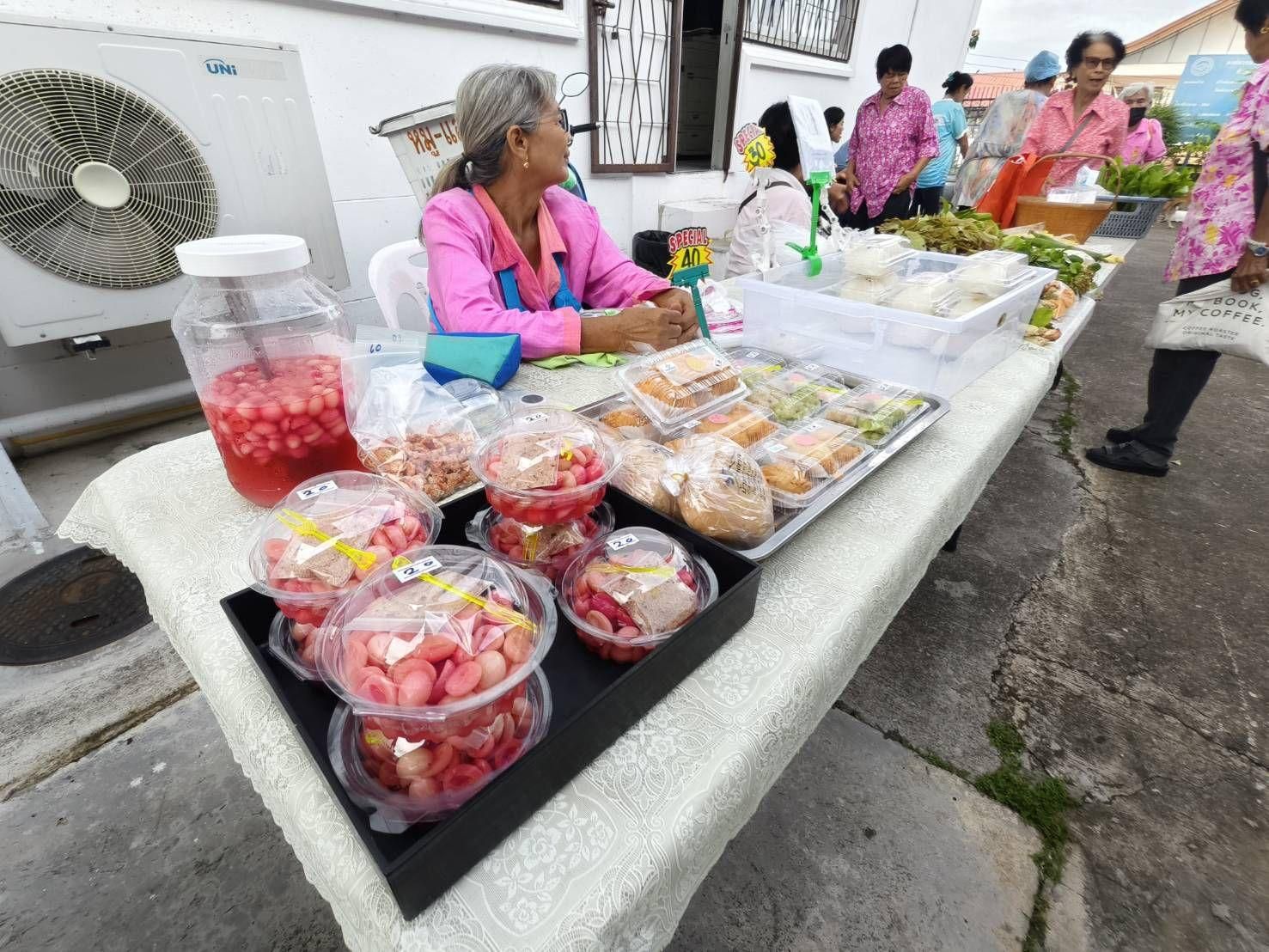 Чонбурийский коммунальный рынок способствует местной экономике и духу
