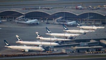 Штормовой хаос: Cathay Pacific отменяет 20 рейсов, включая в Бангкок