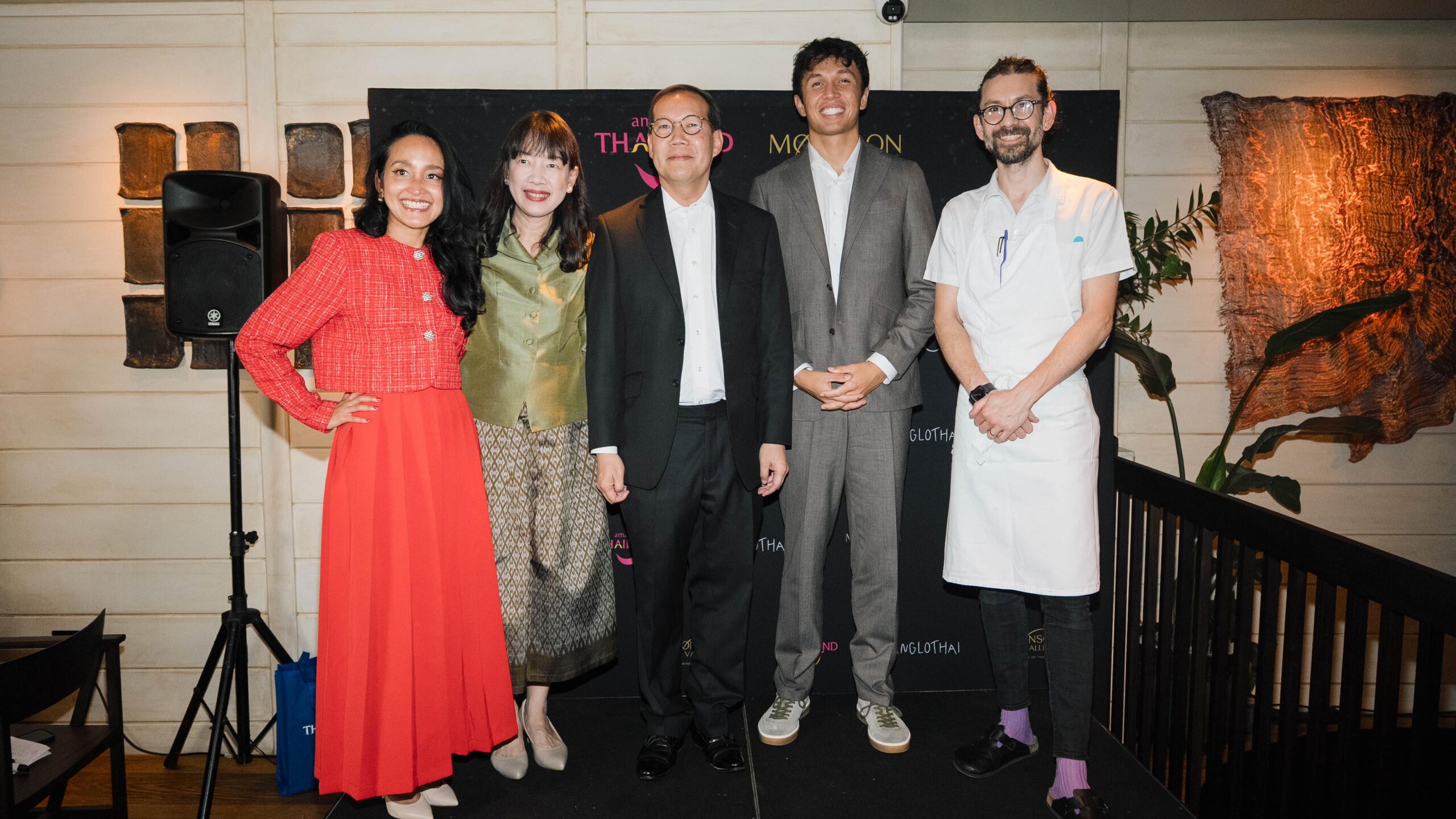 TAT London демонстрирует тайское кулинарное искусство и связь с Формулой-1 на мероприятии с звездой Мишлен