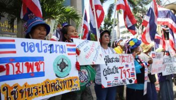 Большинство тайцев по-прежнему «терпеливы, но обеспокоены» напряжённостью на границе: опрос