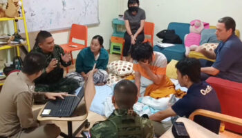 Британец выживает, поедая муравьев, в течение 14 дней, потерянный в тайском лесу