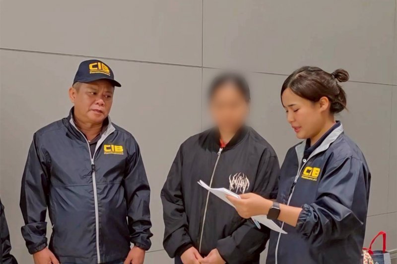 Бывшая медсестра арестована за мошенничество с коллегами в схеме поддельных кредитов